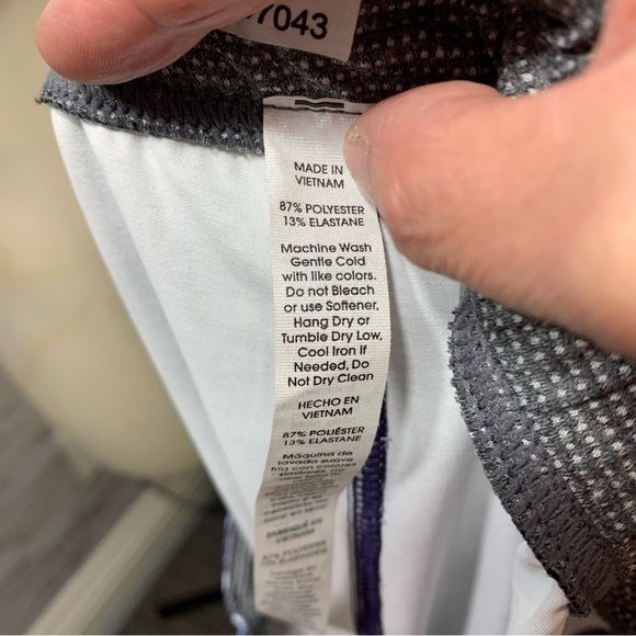 MANDUKA Blue Yoga Athletic 9' Short Lightweight Breathable Movable Coastal Sz XL - Picture 8 of 10